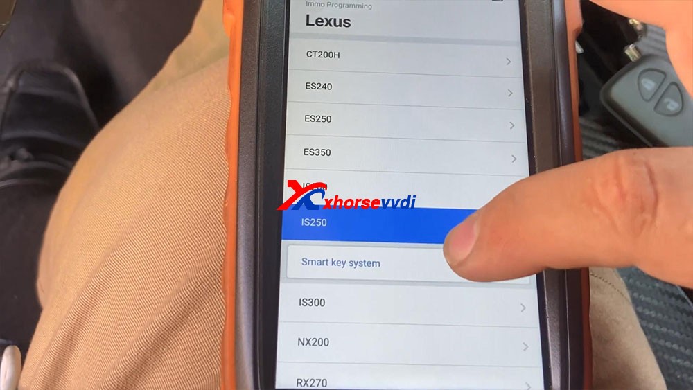 xhorse-vvdi-key-tool-max-add-smart-key-for-lexus-with-mini-obd-03